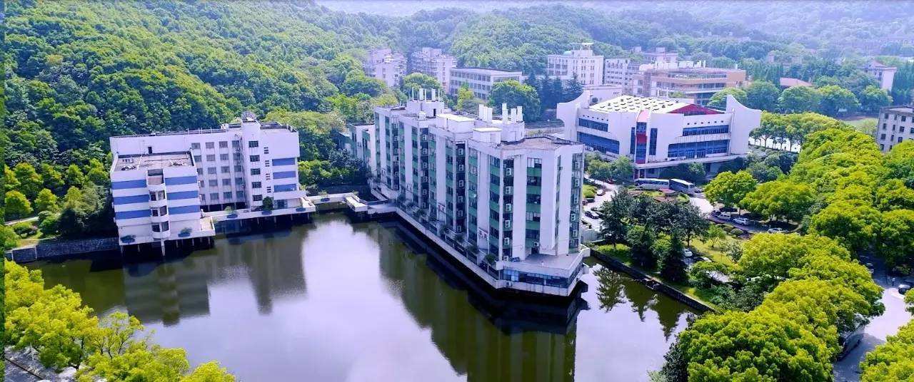 九游会j9官网登陆入口校园春色|9游体育平台春景|9游体育平台校园风光